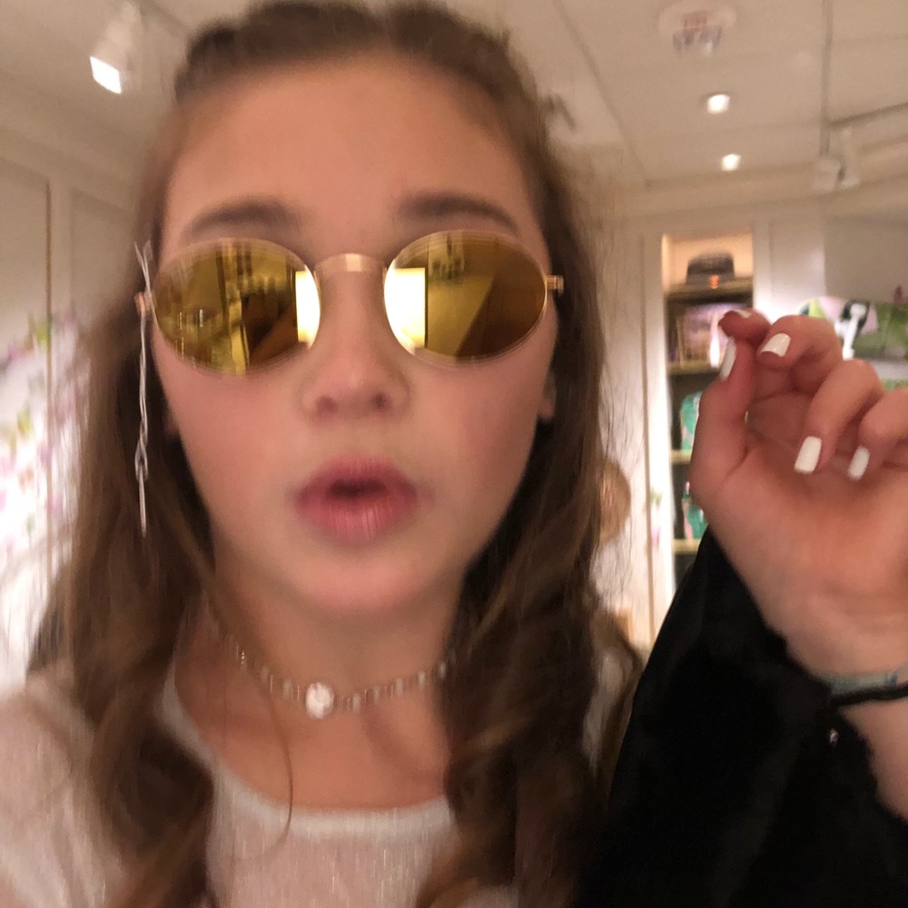 Meet your Posher, Mckenna